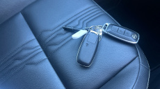 Nissan Juke 1.6 Hybrid Tekna 5dr Auto Hybrid Hatchback